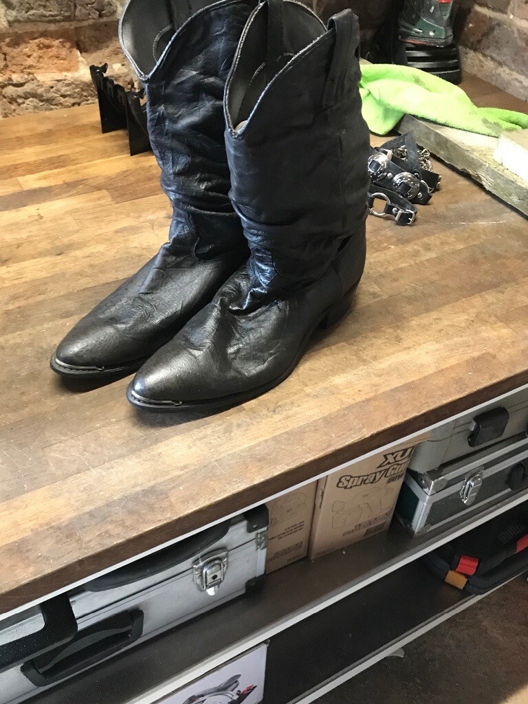 armadillo cowboy boots